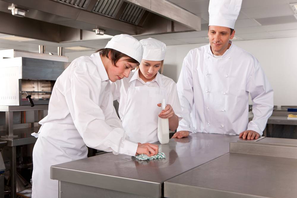 faut-suivre-formation-hygiene-alimentaire-ouvrir-snack-1